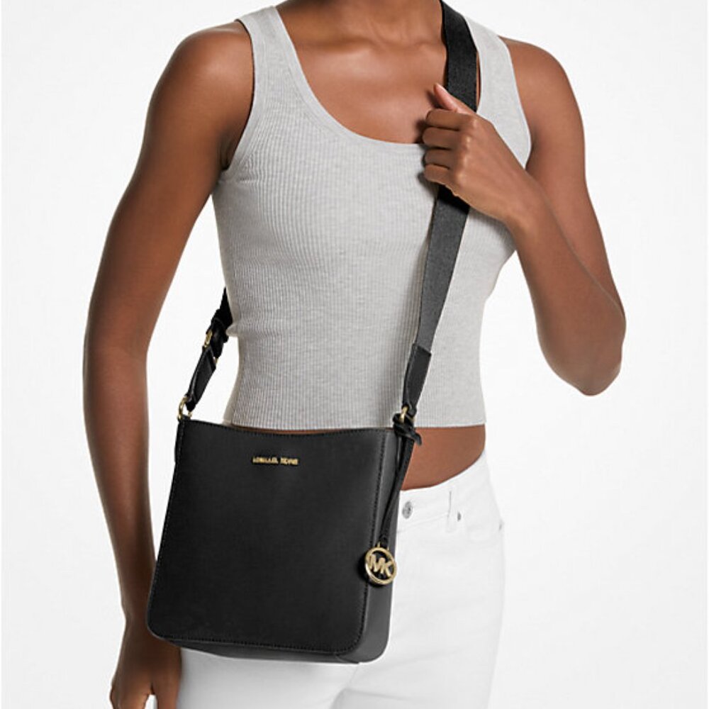 Michael Kors Jet Set Travel messenger bag - Picture 5 of 13